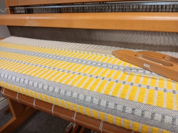 weaving cloth for cushions