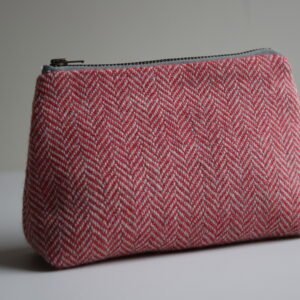 woven pouch in herringbone design
